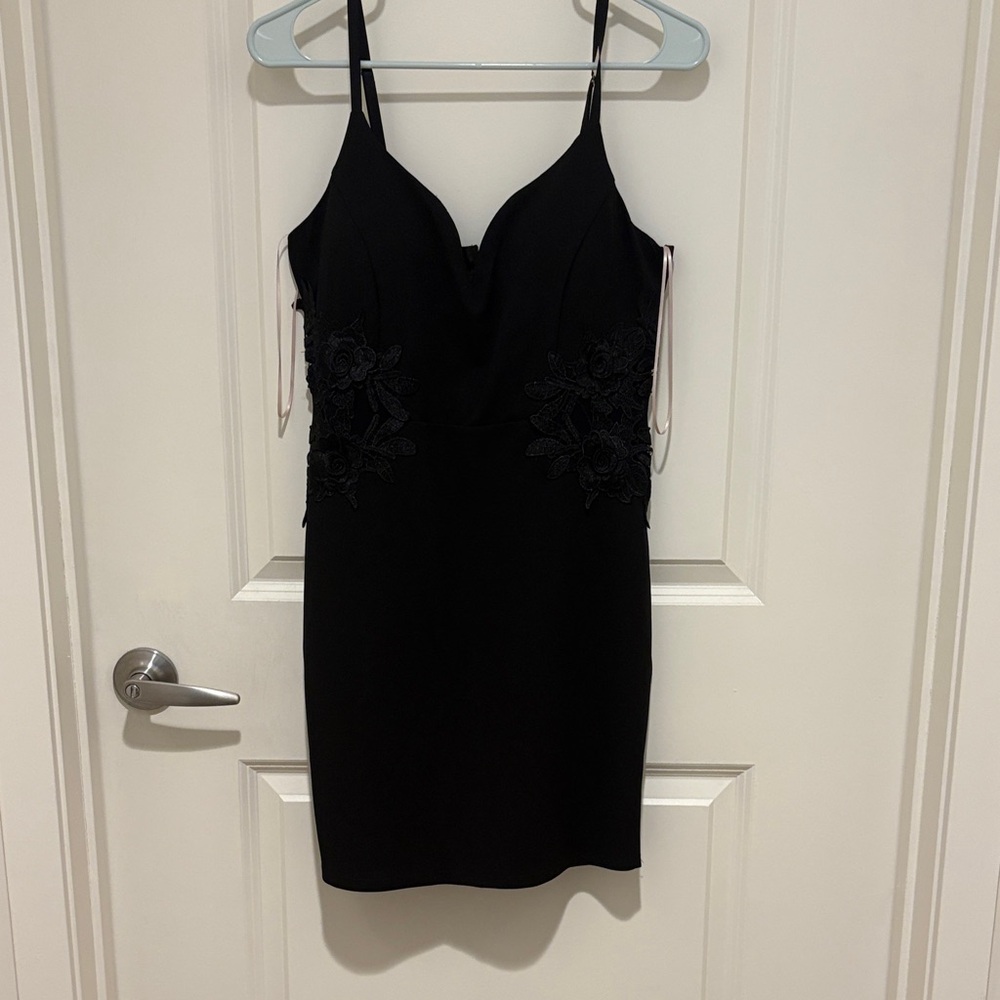 Haute Monde Black Floral Lace Appliqué Mesh Mini Dress L